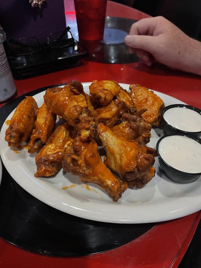 Route 76 Roadhouse Bar & Grill